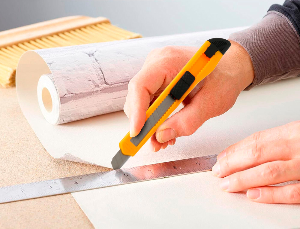 CUTER Q-CONNECT PLASTICO ESTRECHO CUCHILLA 9 MM XD-05