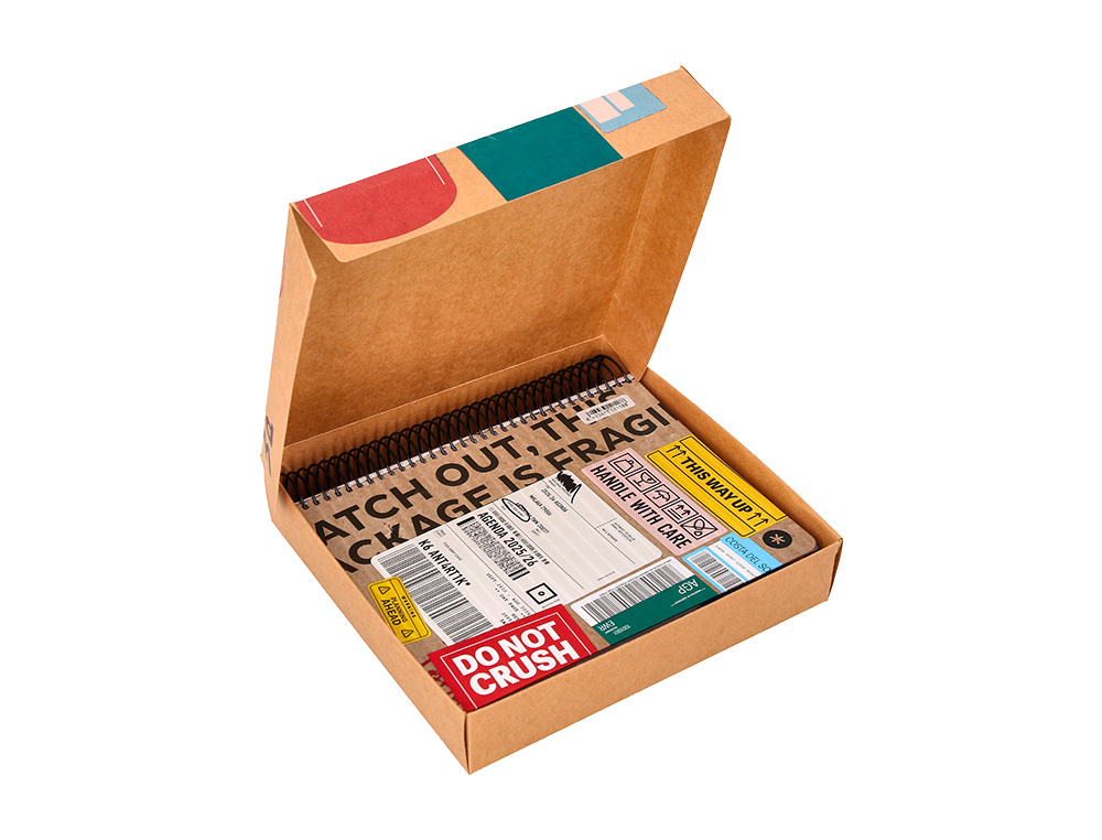 AGENDA ESCOLAR ANTARTIK 25-26 ESPIRAL CARGO DIA PAGINA A5 BILINGÜE PAPEL FSC 80 GR