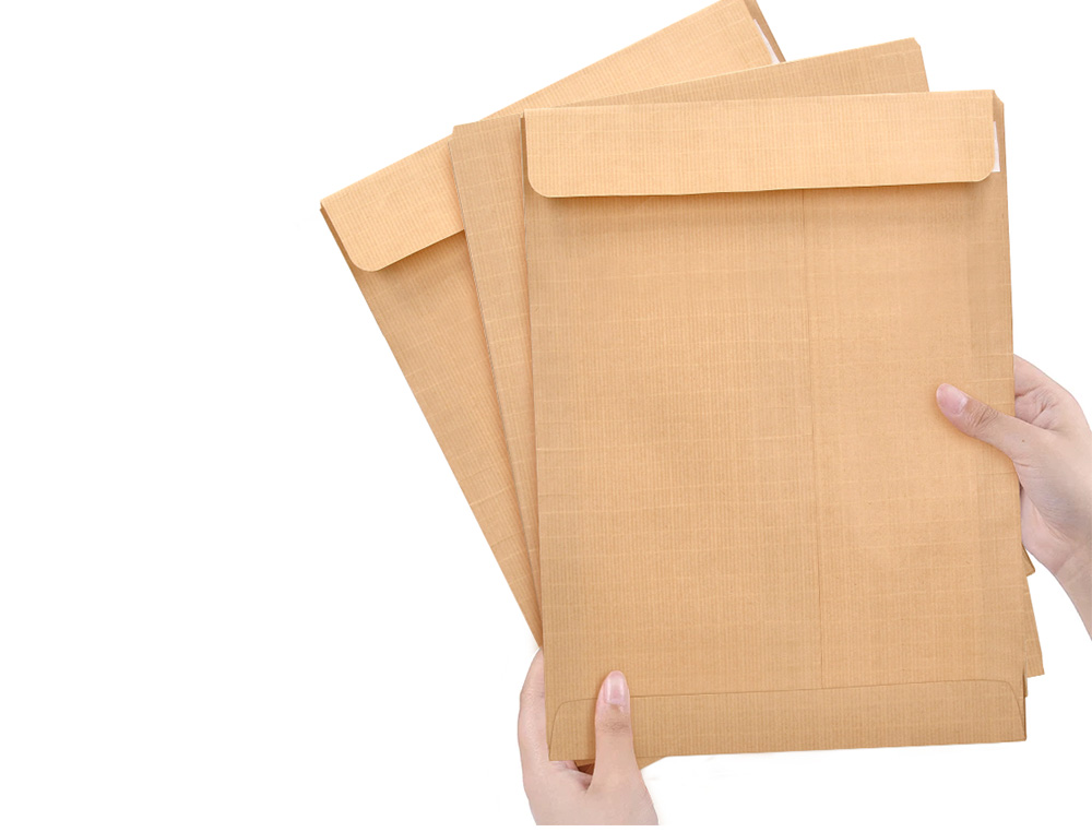SOBRE LIDERPAPEL BOLSA N.14 KRAFT B5 176X250 MM TIRA DE SILICONA CAJA DE 500 UNIDADES